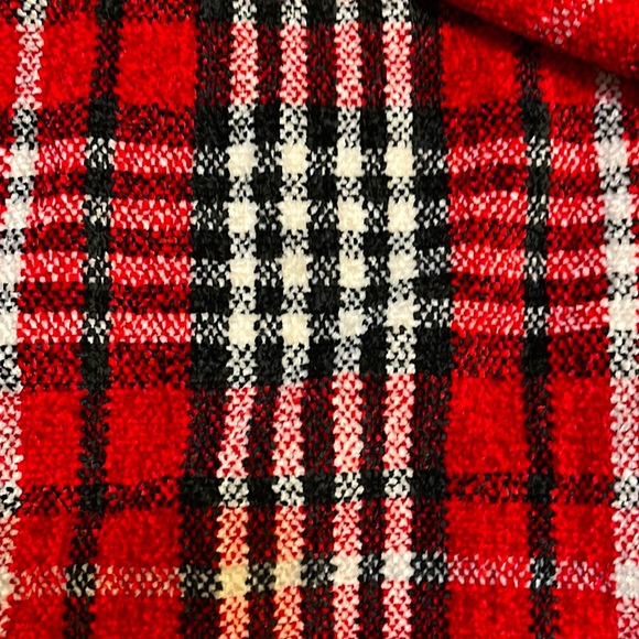 Plaid Scarf Red, White, Black - Picture 5 of 6
